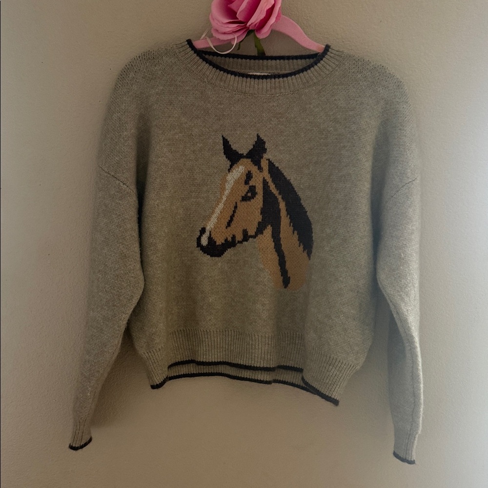 Women's Horse Motif Sweater - Gray